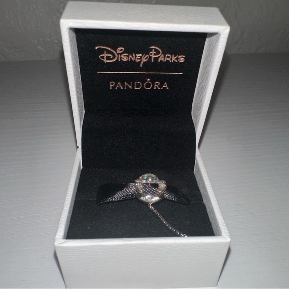 Abu Aladdin Pandora Charm - Picture 2 of 3